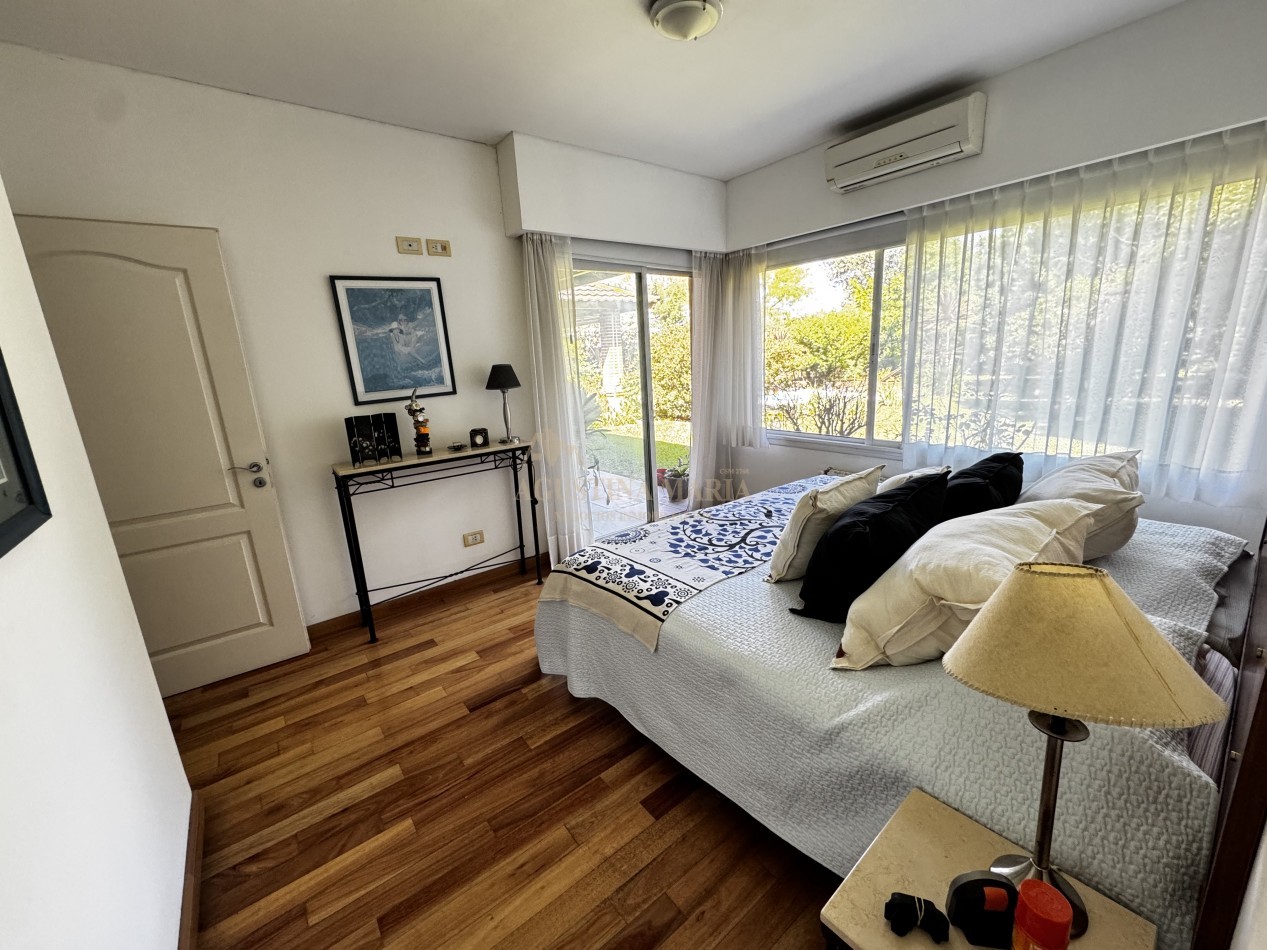 VENTA CASA 4 AMBIENTES ALTOS DE MANZANARES