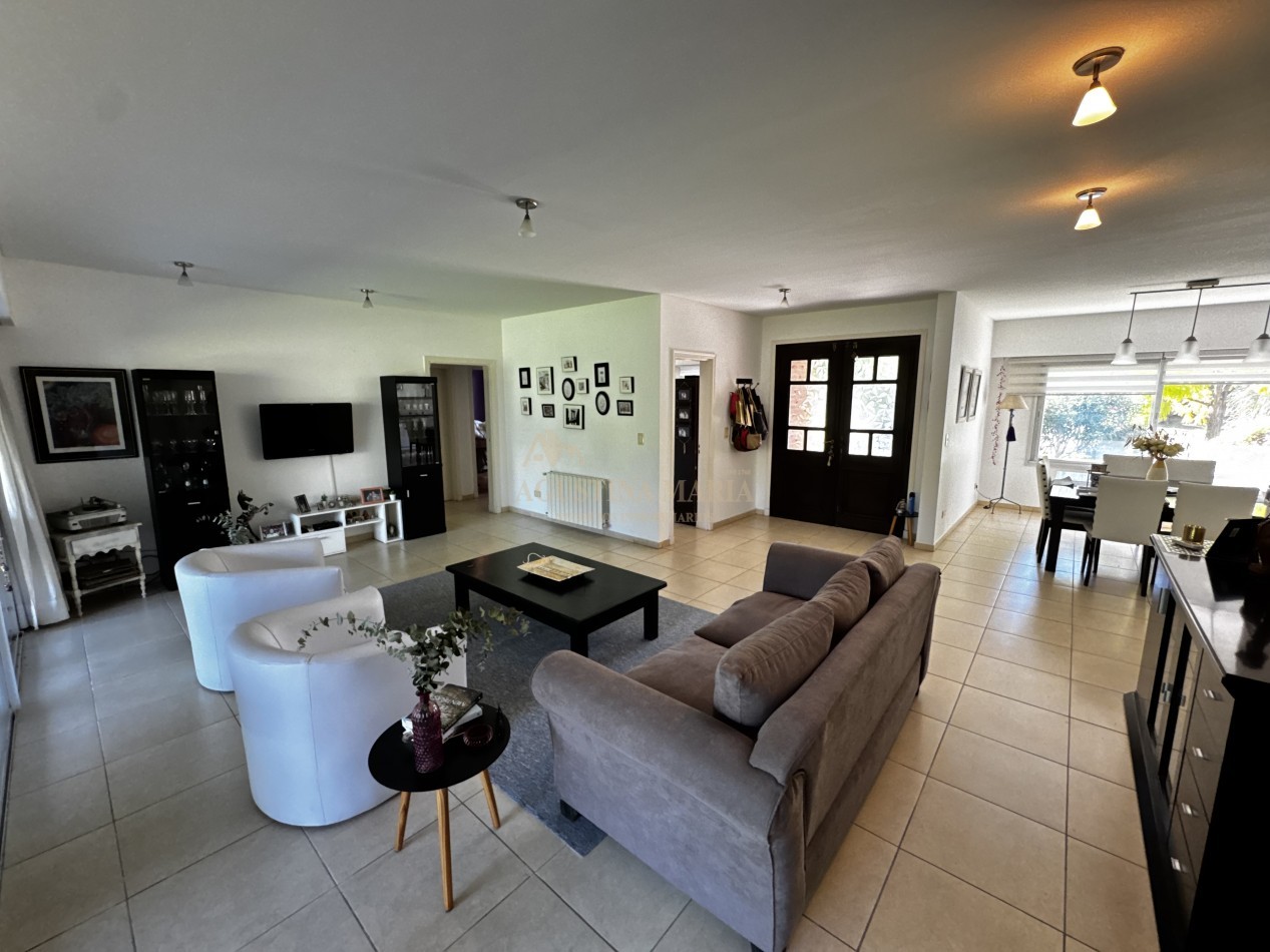 CASA 5 AMBIENTES ALTOS DE MANZANARES