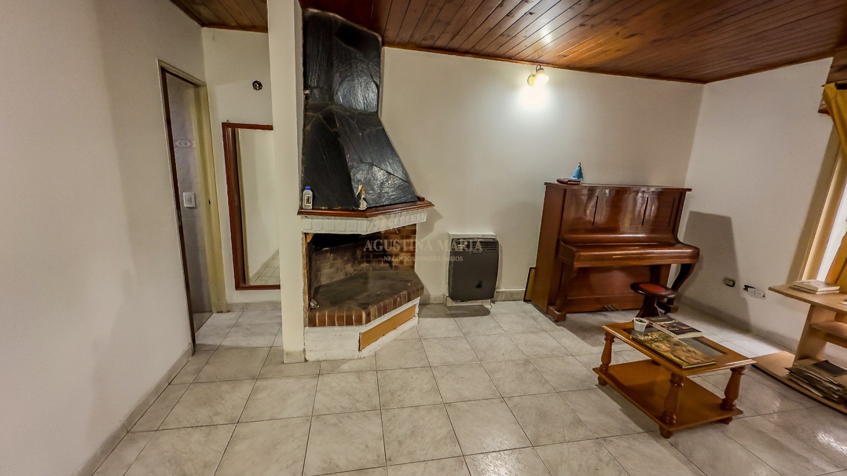 Chalet 3 Ambientes con Departamento 2 Ambientes Independiente en Hurlingham