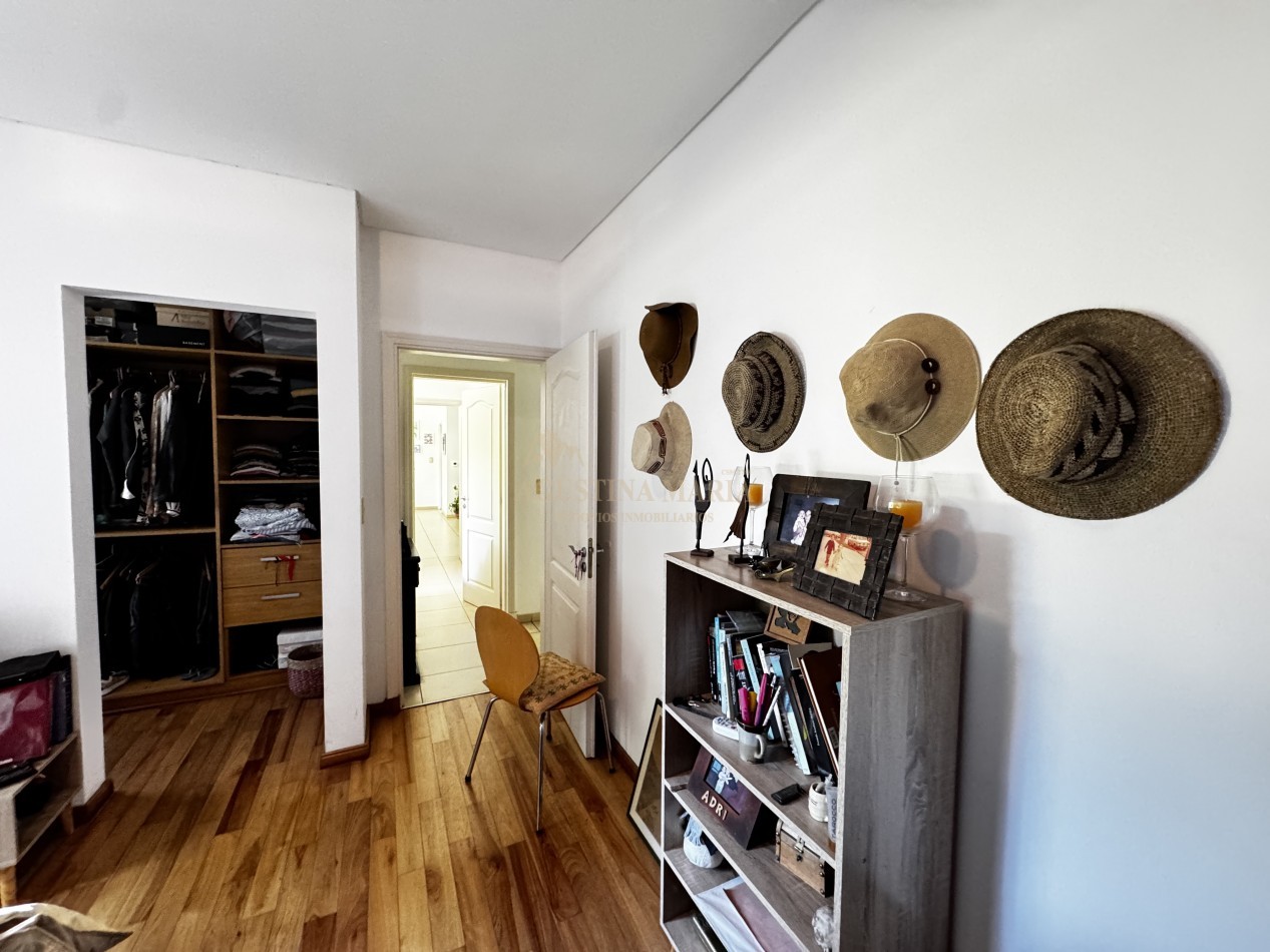 VENTA CASA 4 AMBIENTES ALTOS DE MANZANARES