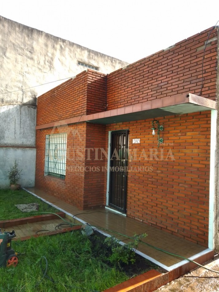 ALQUILER CASA 4 AMBIENTES APTO PROFESIONAL