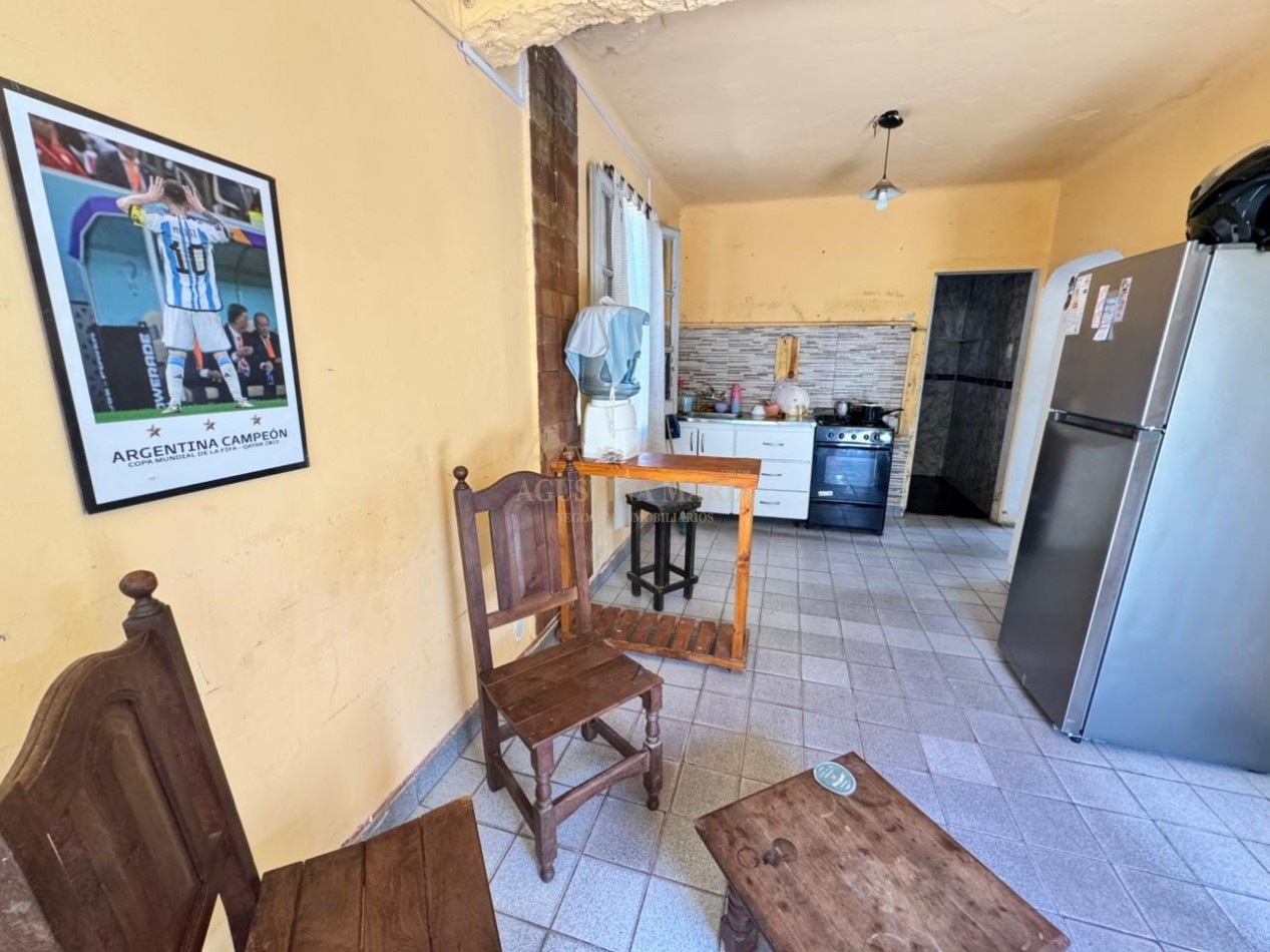 VENTA CASA 3 AMBIENTES CON TERRENO JCP