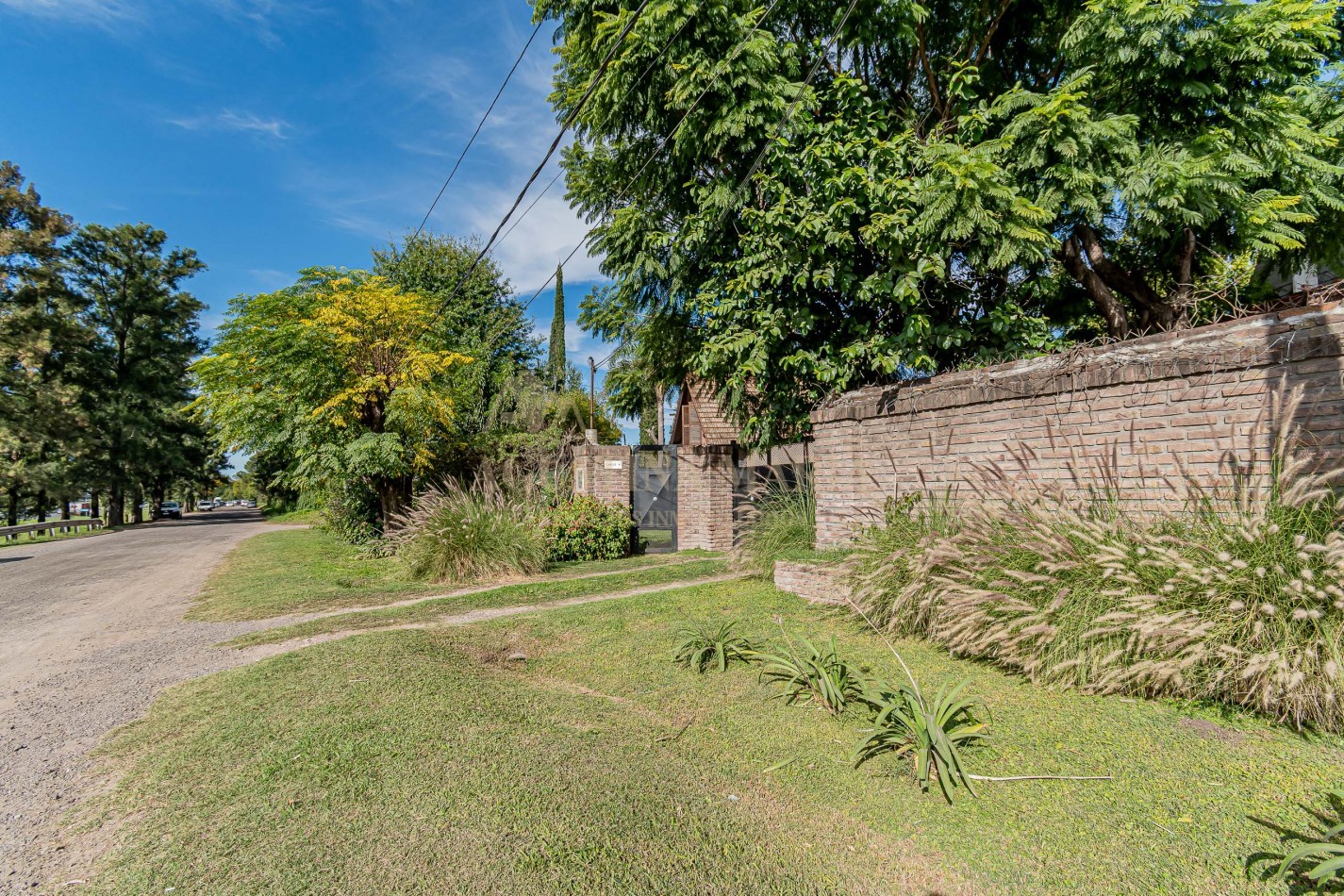 CASA 5 AMBIENTES PILAR