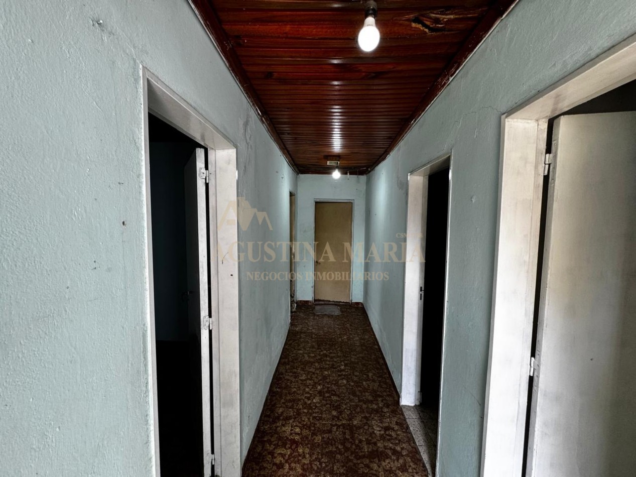 VENTA CASA 4 AMBIENTES A REFACCIONAR 