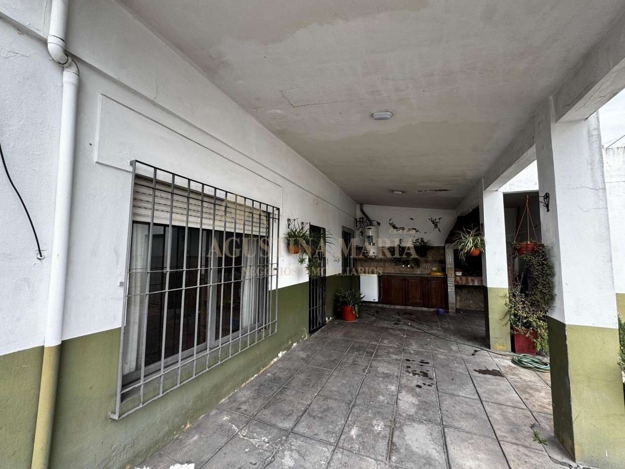 VENTA CASA DE 4 AMBIENTES EN JOSE C PAZ