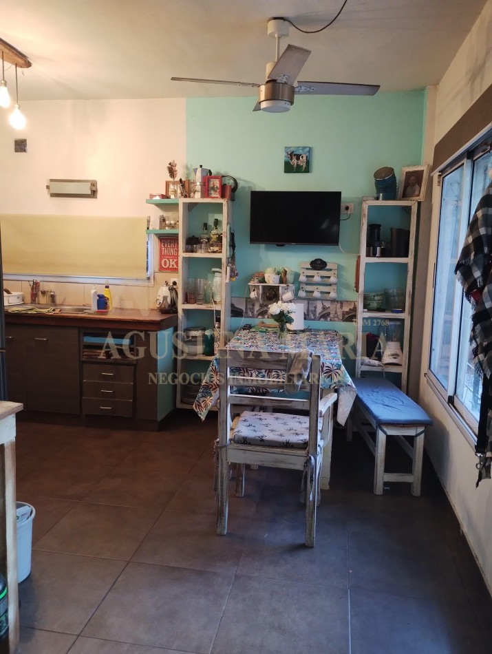 Venta de casa de 4 Ambientes