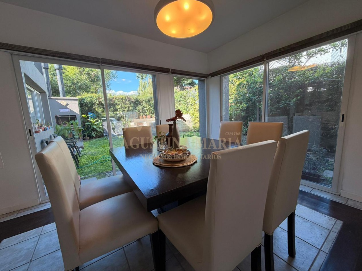 VENTA CASA 5 AMBIENTES BELLA VISTA 
