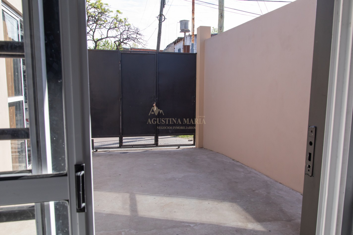 VENTA CASA 3 AMBIENTES GRAND BOURG
