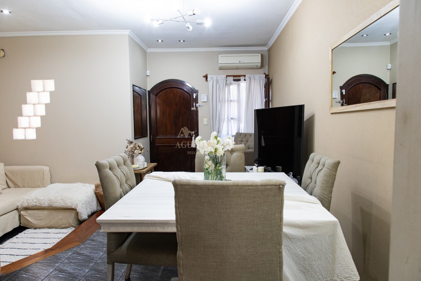 VENTA CASA 3 AMBIENTES GRAND BOURG