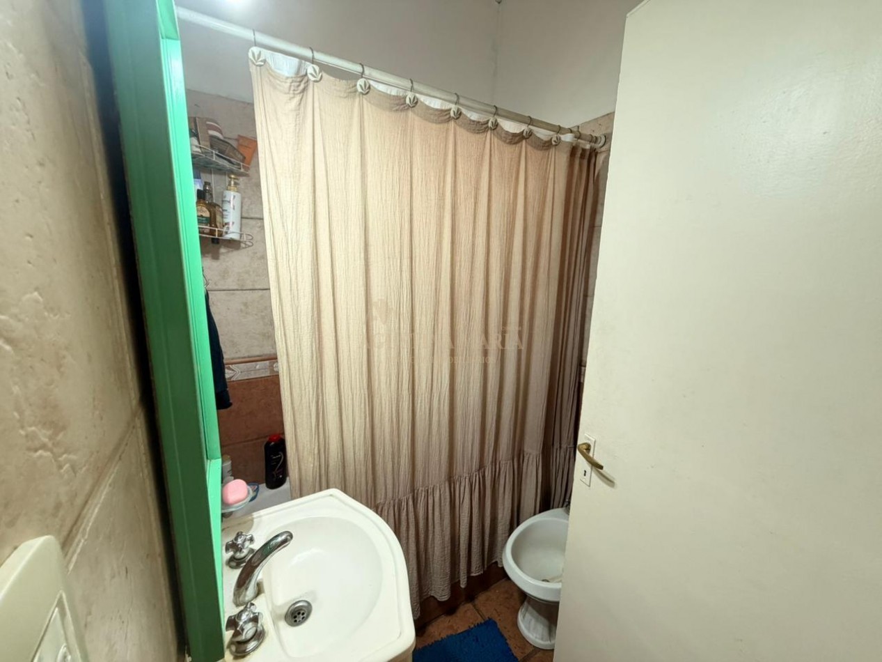 VENTA CASA 3 AMBIENTES CON PATIO SAN MIGUEL