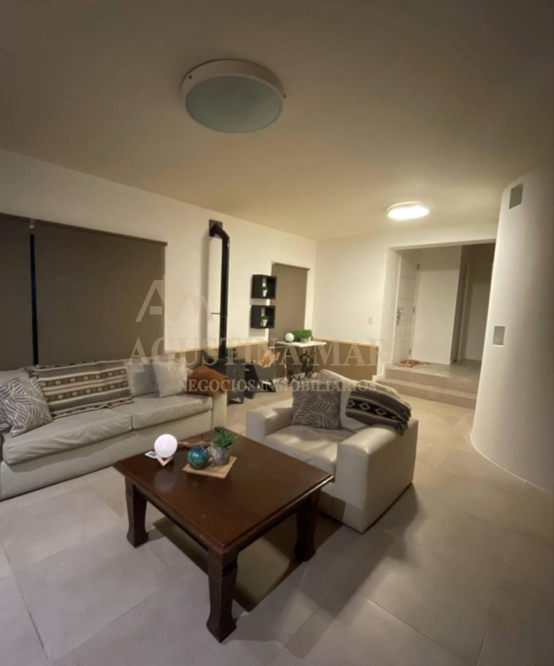 VENTA CASA 5 AMBIENTES BELLA VISTA