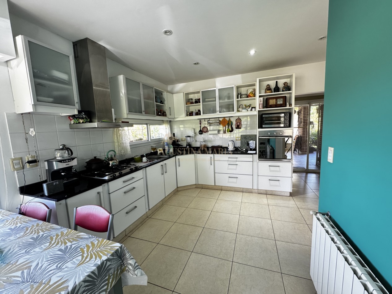 CASA 5 AMBIENTES ALTOS DE MANZANARES