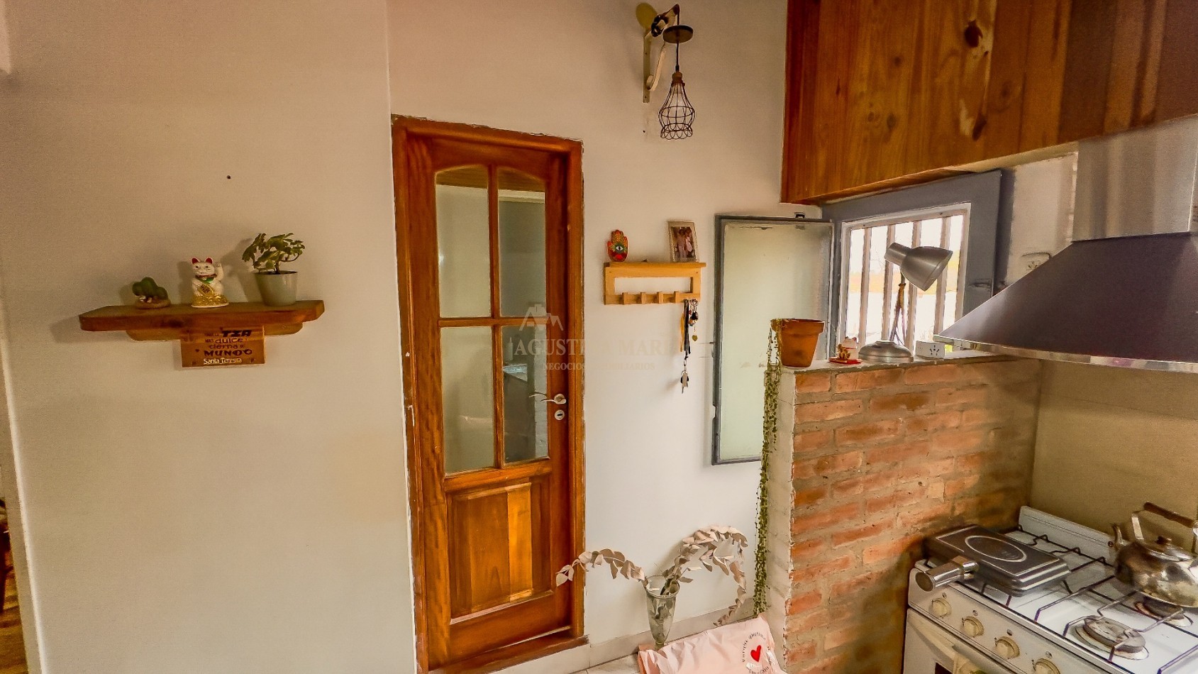 Chalet 3 Ambientes con Departamento 2 Ambientes Independiente en Hurlingham