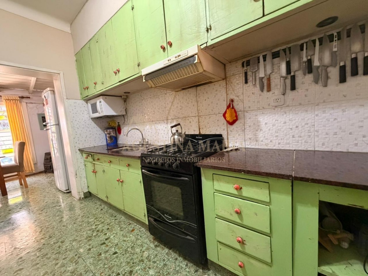 VENTA CASA 5 AMBIENTES - MUÑIZ 