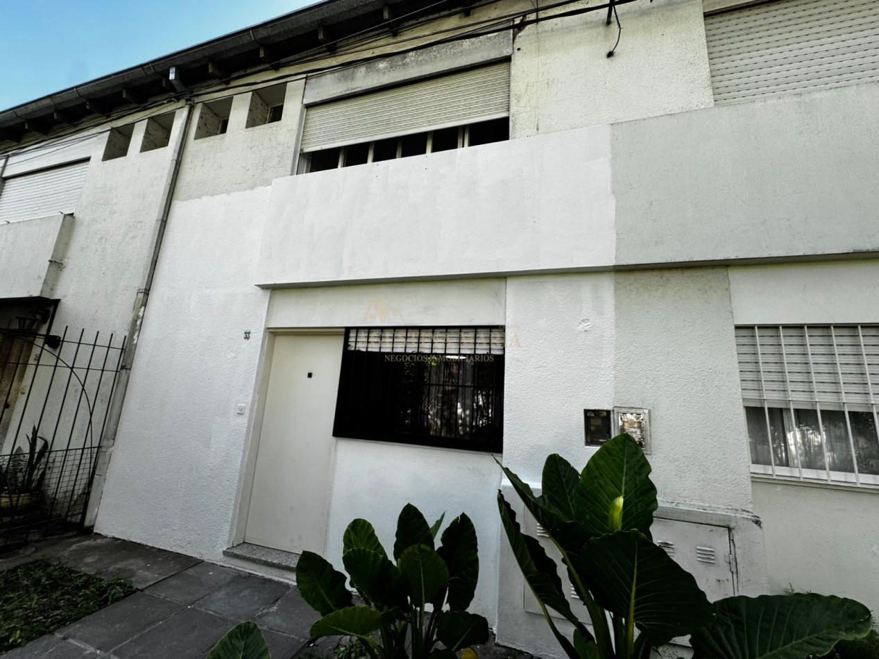 VENTA DUPLEX DE 4 AMBIENTES JOSE C PAZ