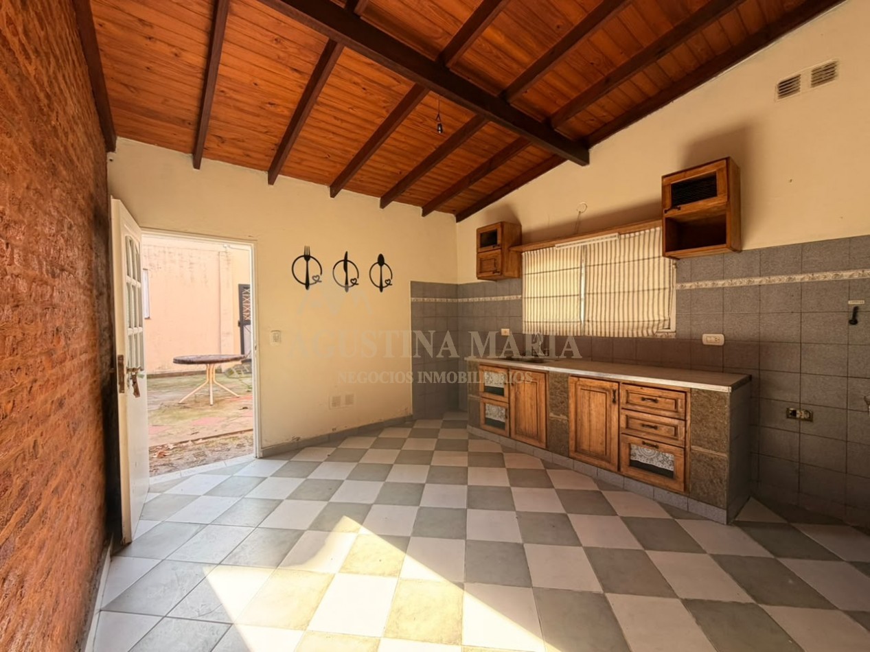 VENTA CASA 3 AMBIENTES BELLA VISTA 
