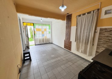 ALQUILER CASA 3 AMBIENTES