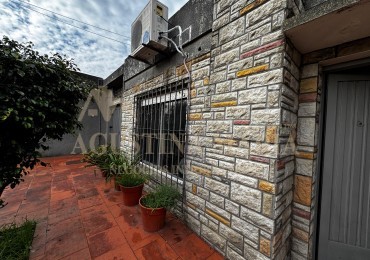 VENTA CASA DE 4 AMBIENTES EN JOSE C PAZ