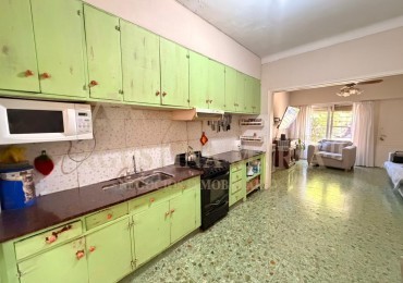 VENTA CASA 5 AMBIENTES - MUÑIZ 