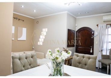 VENTA CASA 3 AMBIENTES GRAND BOURG