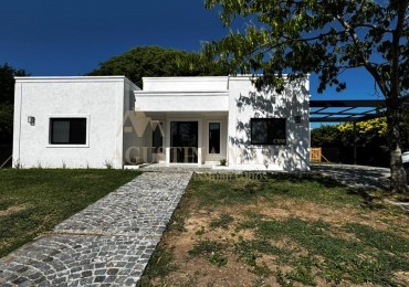 VENTA CASA 4 AMBIENTES SAN MATIAS A ESTRENAR